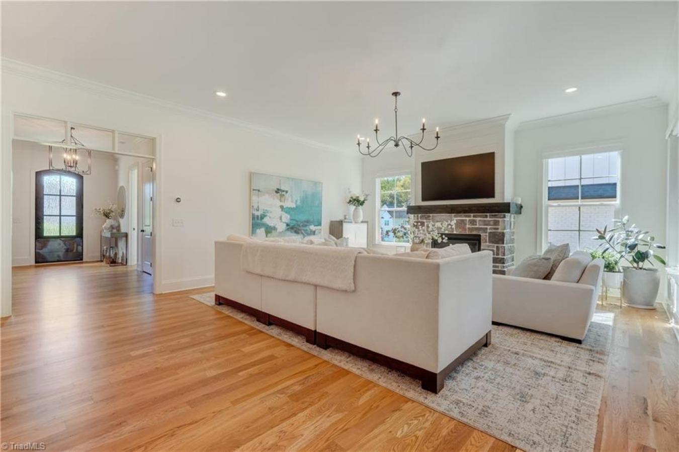 Greensboro, Guilford, 27455, United States, 3 Bedrooms Bedrooms, ,4 BathroomsBathrooms,Residential,For Sale,1962106