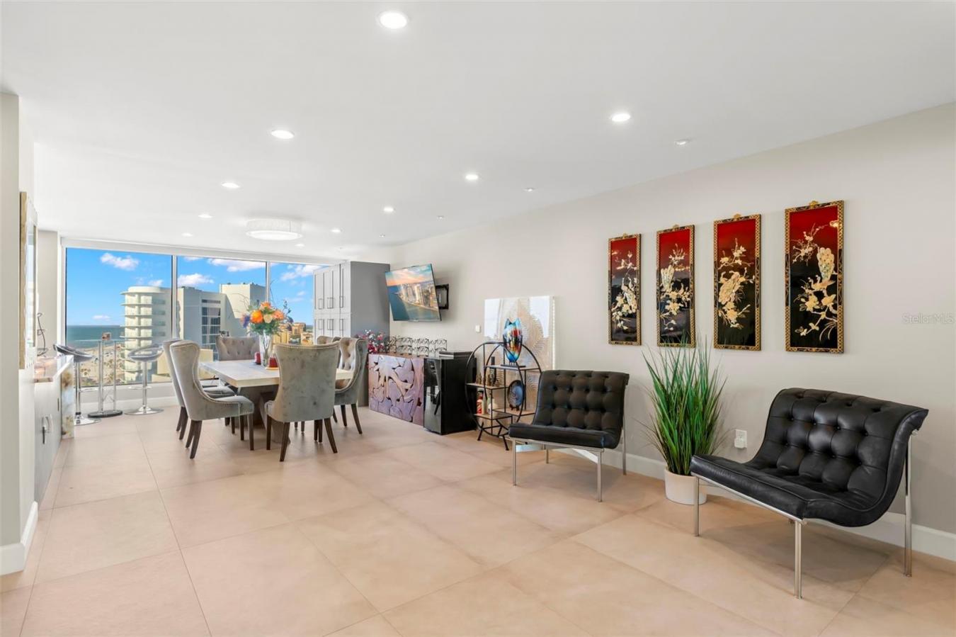 CLEARWATER BEACH, Pinellas, 33767, United States, 3 Bedrooms Bedrooms, ,3 BathroomsBathrooms,Residential,For Sale,1962104