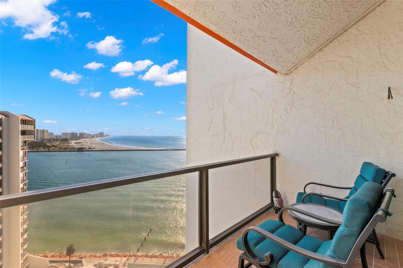 CLEARWATER BEACH, Pinellas, 33767, United States, 3 Bedrooms Bedrooms, ,3 BathroomsBathrooms,Residential,For Sale,1962104