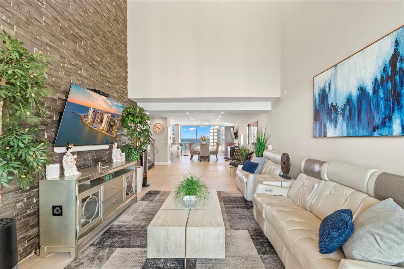 CLEARWATER BEACH, Pinellas, 33767, United States, 3 Bedrooms Bedrooms, ,3 BathroomsBathrooms,Residential,For Sale,1962104