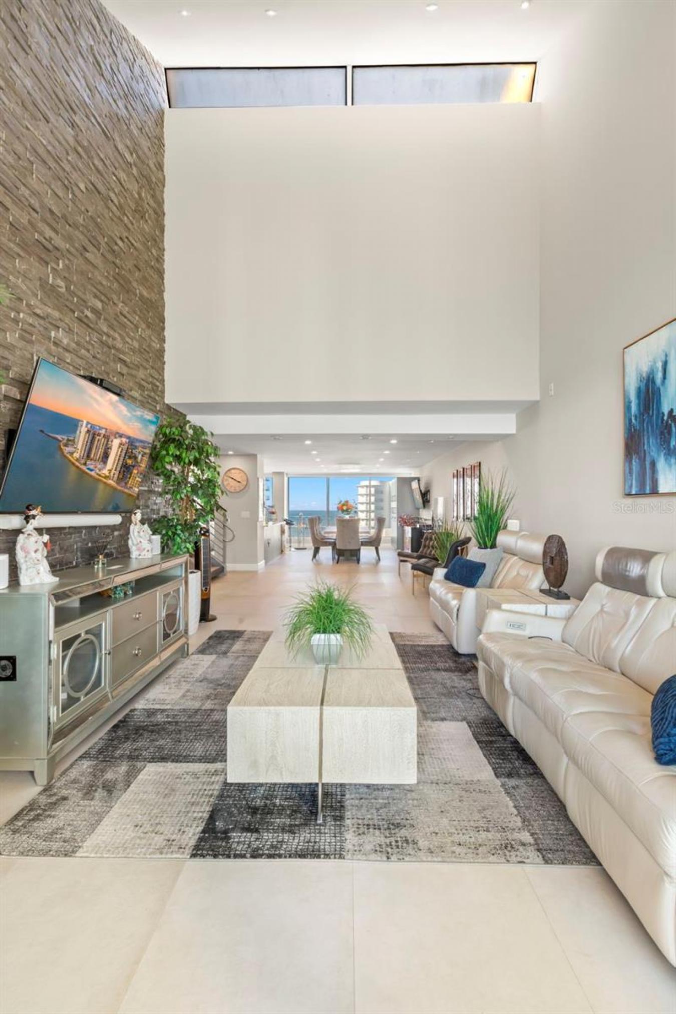 CLEARWATER BEACH, Pinellas, 33767, United States, 3 Bedrooms Bedrooms, ,3 BathroomsBathrooms,Residential,For Sale,1962104