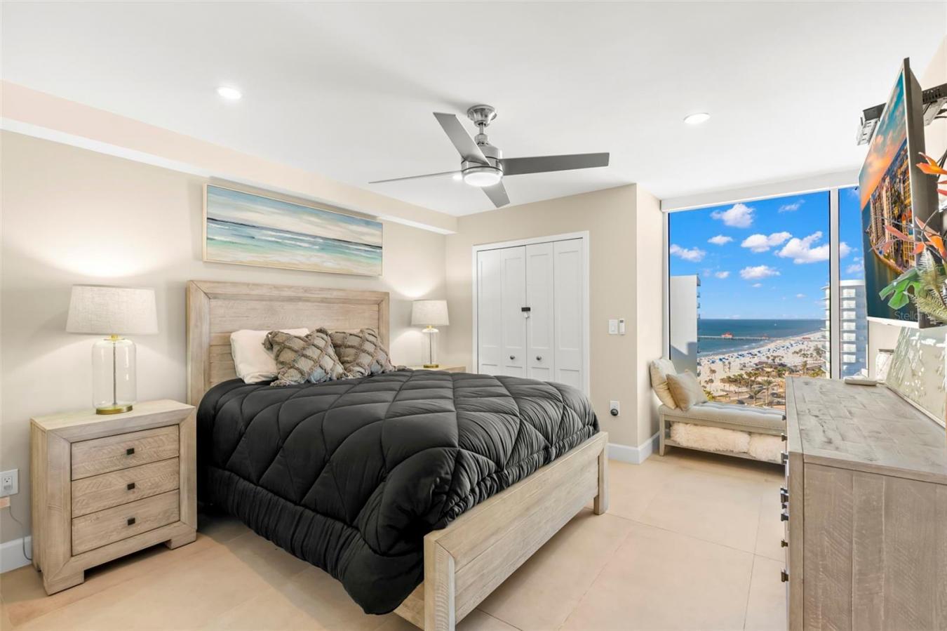 CLEARWATER BEACH, Pinellas, 33767, United States, 3 Bedrooms Bedrooms, ,3 BathroomsBathrooms,Residential,For Sale,1962104