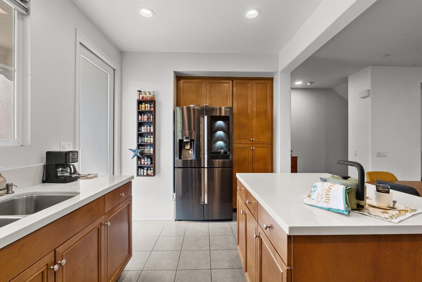 Camarillo, California, 93010, United States, 4 Bedrooms Bedrooms, ,3 BathroomsBathrooms,Residential,For Sale,1962102