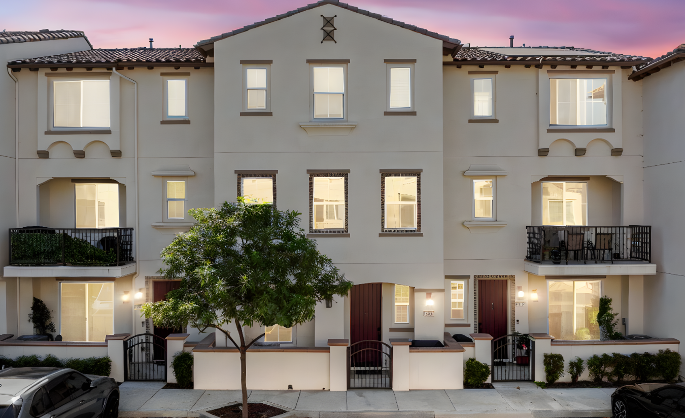 Camarillo, California, 93010, United States, 4 Bedrooms Bedrooms, ,3 BathroomsBathrooms,Residential,For Sale,1962102