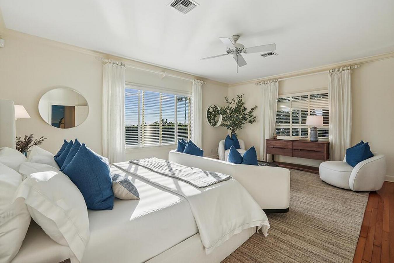 Palm Beach, Florida, 33480, United States, 6 Bedrooms Bedrooms, ,7 BathroomsBathrooms,Residential,For Sale,1962100