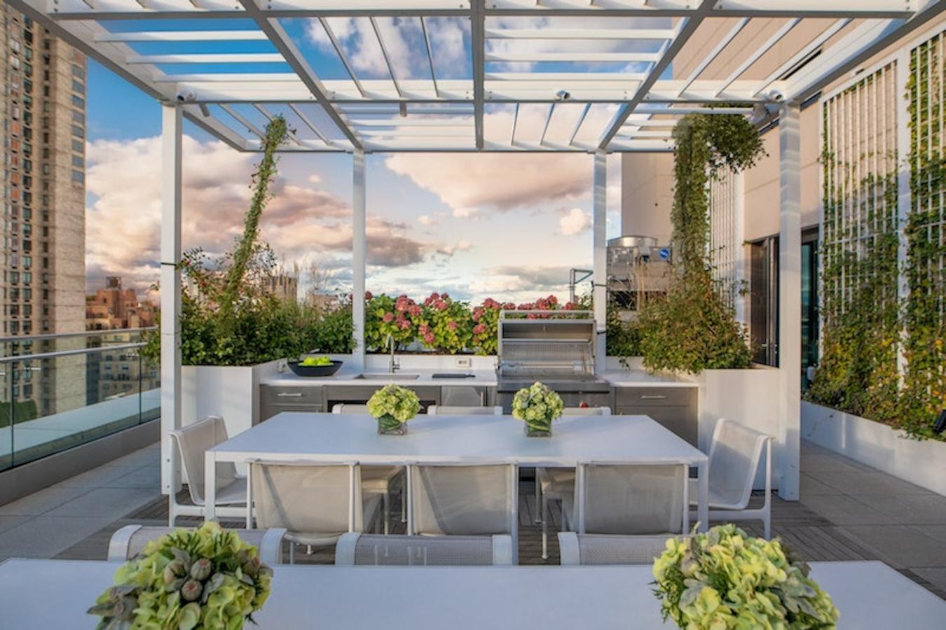 New York, New York, 10028, United States, 5 Bedrooms Bedrooms, ,5 BathroomsBathrooms,Residential,For Sale,1962095