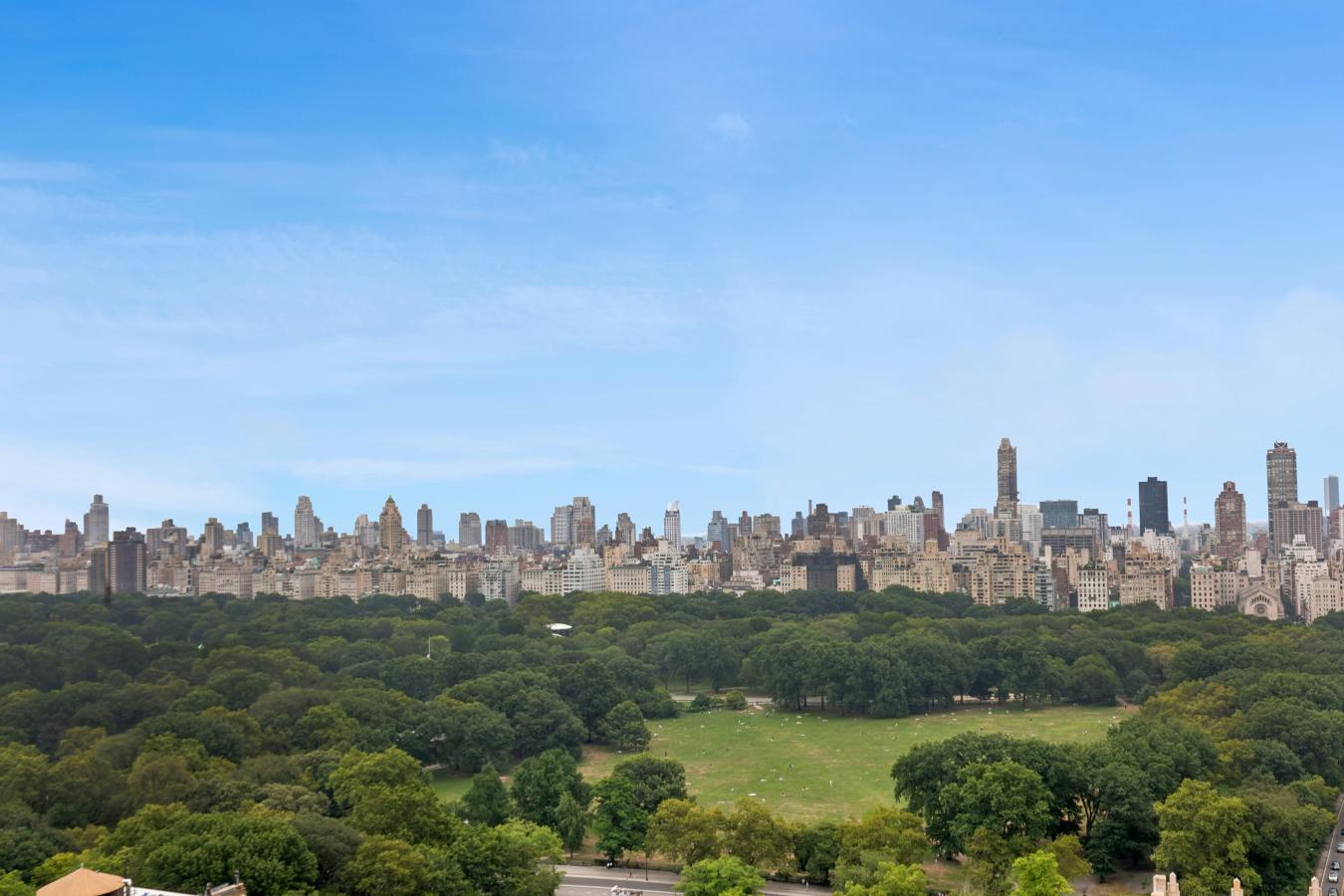 New York, New York, 10023, United States, 4 Bedrooms Bedrooms, ,4 BathroomsBathrooms,Residential,For Sale,1962094