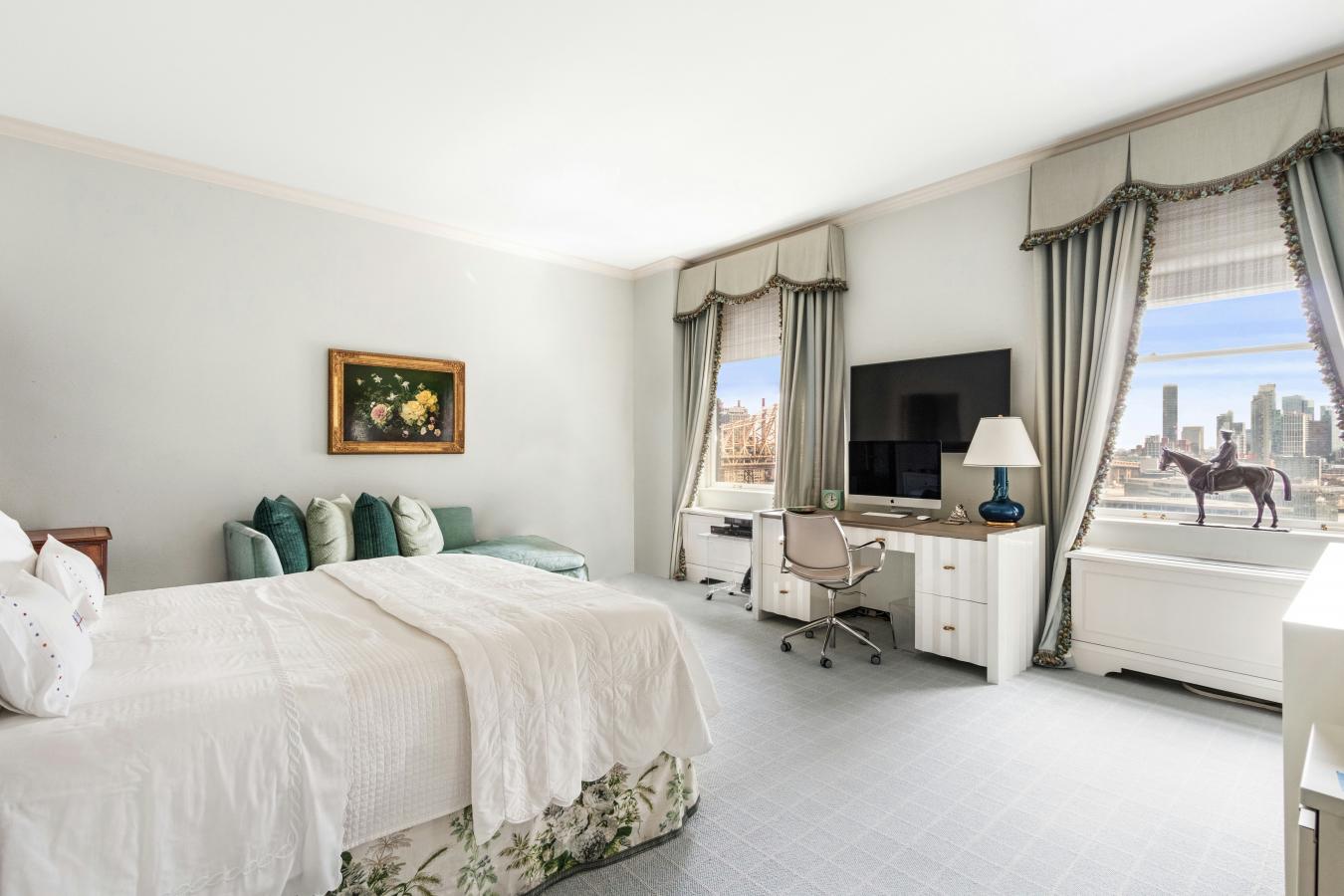 New York, New York, 10022, United States, 4 Bedrooms Bedrooms, ,5 BathroomsBathrooms,Residential,For Sale,1962090