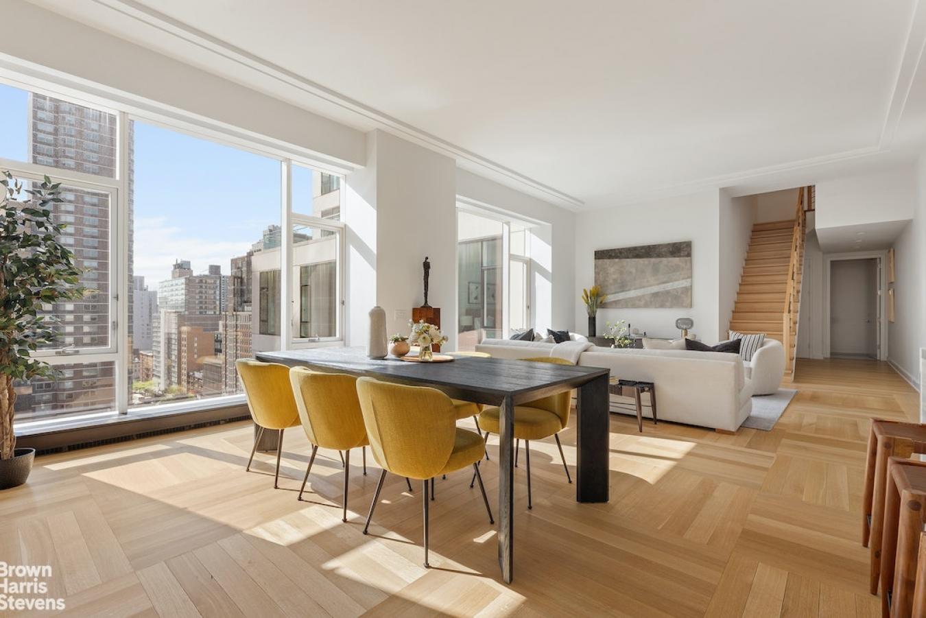 New York, New York, 10028, United States, 3 Bedrooms Bedrooms, ,3 BathroomsBathrooms,Residential,For Sale,1962088