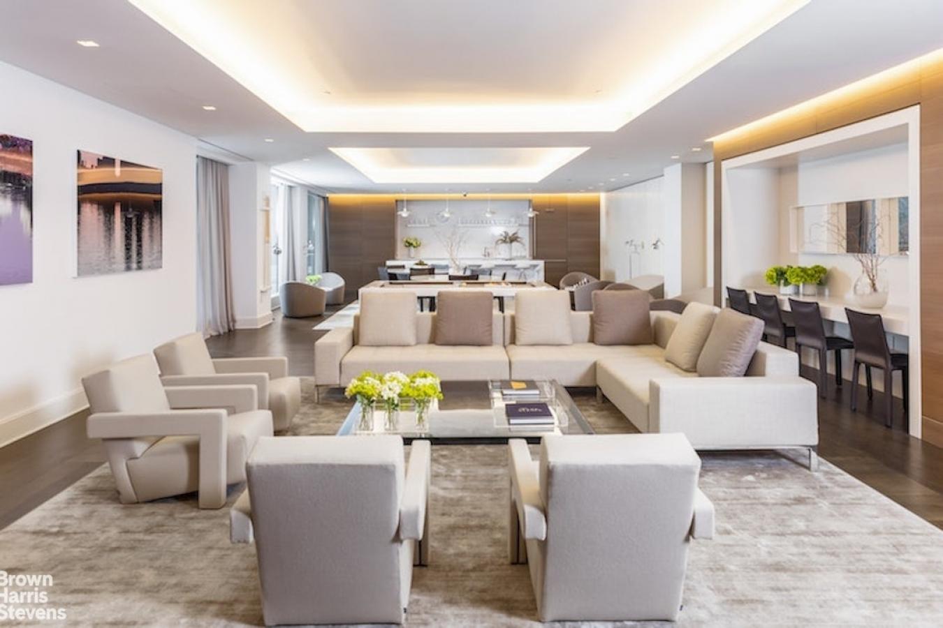 New York, New York, 10028, United States, 3 Bedrooms Bedrooms, ,3 BathroomsBathrooms,Residential,For Sale,1962088