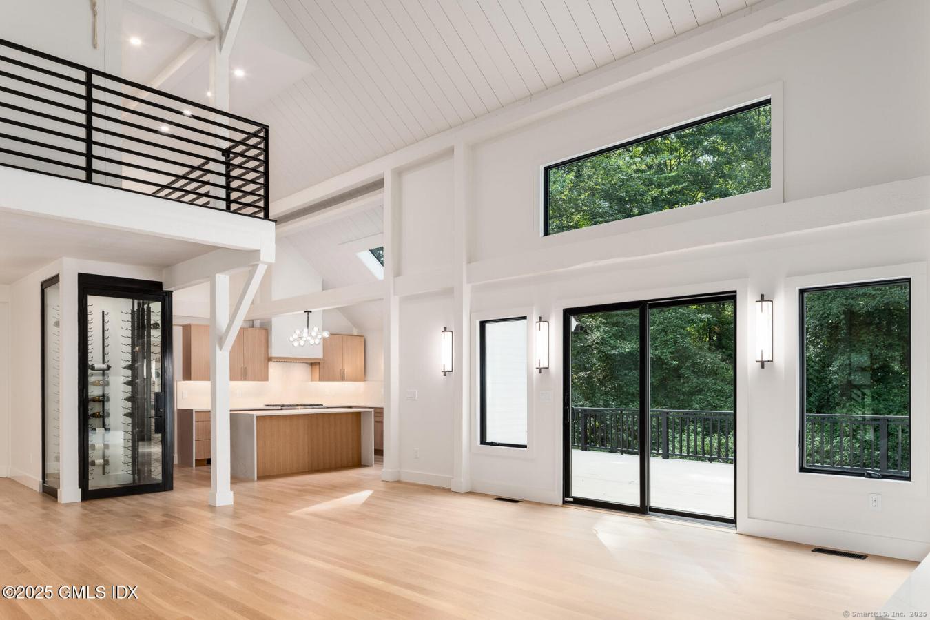 Greenwich, Connecticut, 06830, United States, 3 Bedrooms Bedrooms, ,3 BathroomsBathrooms,Residential,For Sale,1962080