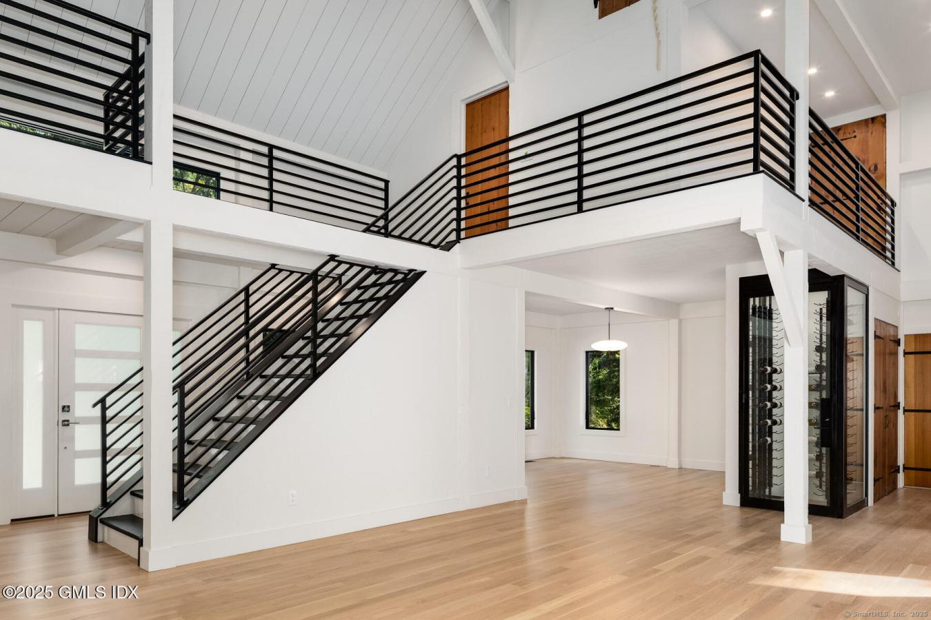 Greenwich, Connecticut, 06830, United States, 3 Bedrooms Bedrooms, ,3 BathroomsBathrooms,Residential,For Sale,1962080