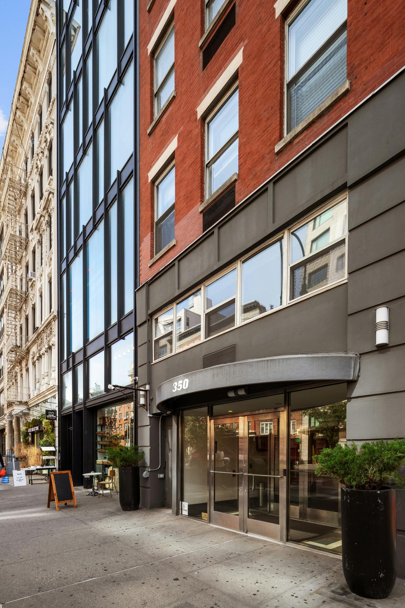 West Village, New York, 10014, United States, 1 Bedroom Bedrooms, ,1 BathroomBathrooms,Residential,For Sale,1962063