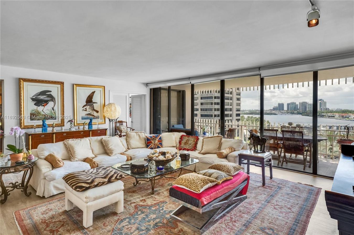 Miami, Florida, 33133, United States, 2 Bedrooms Bedrooms, ,2 BathroomsBathrooms,Residential,For Sale,1996689