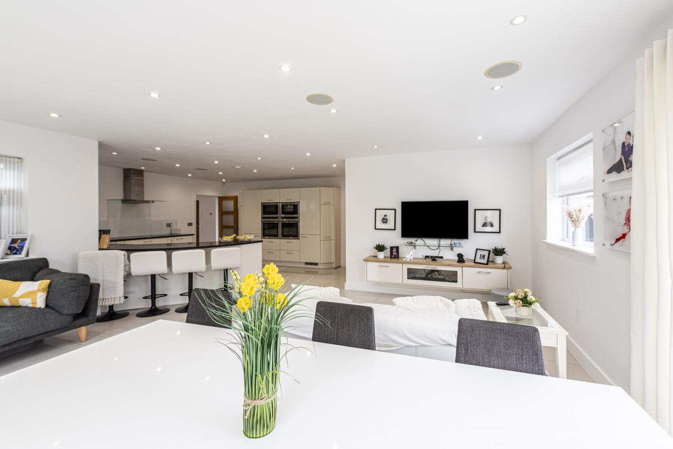 Wirral Peninsula, CH60 6RW, United Kingdom, 5 Bedrooms Bedrooms, ,5 BathroomsBathrooms,Residential,For Sale,1963362