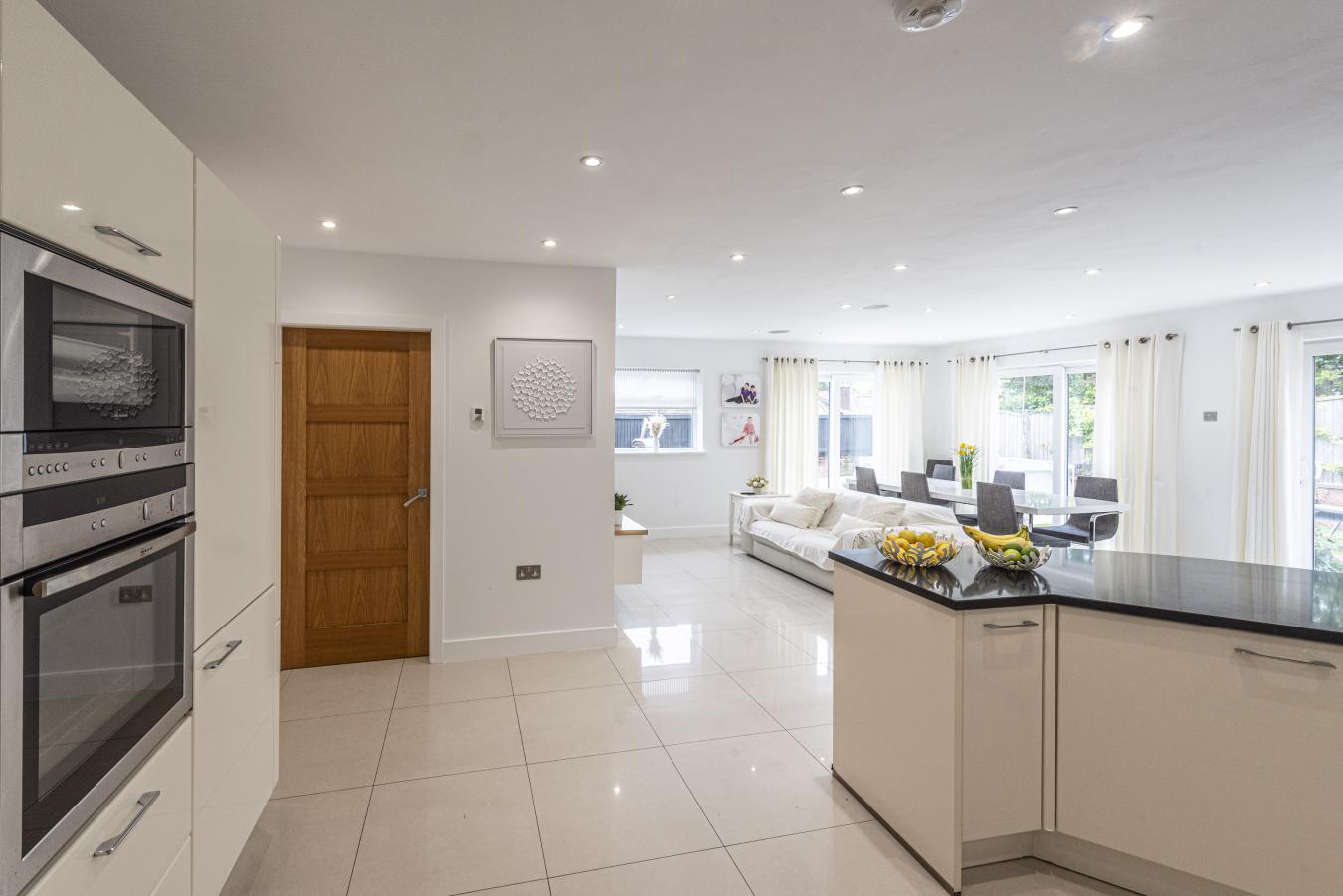 Wirral Peninsula, CH60 6RW, United Kingdom, 5 Bedrooms Bedrooms, ,5 BathroomsBathrooms,Residential,For Sale,1963362