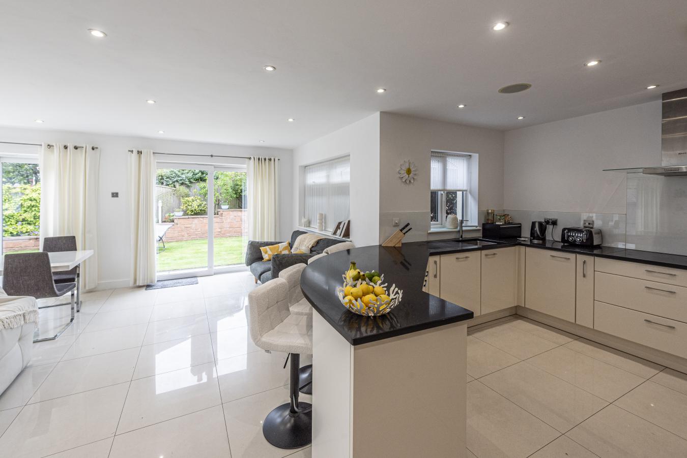 Wirral Peninsula, CH60 6RW, United Kingdom, 5 Bedrooms Bedrooms, ,5 BathroomsBathrooms,Residential,For Sale,1963362