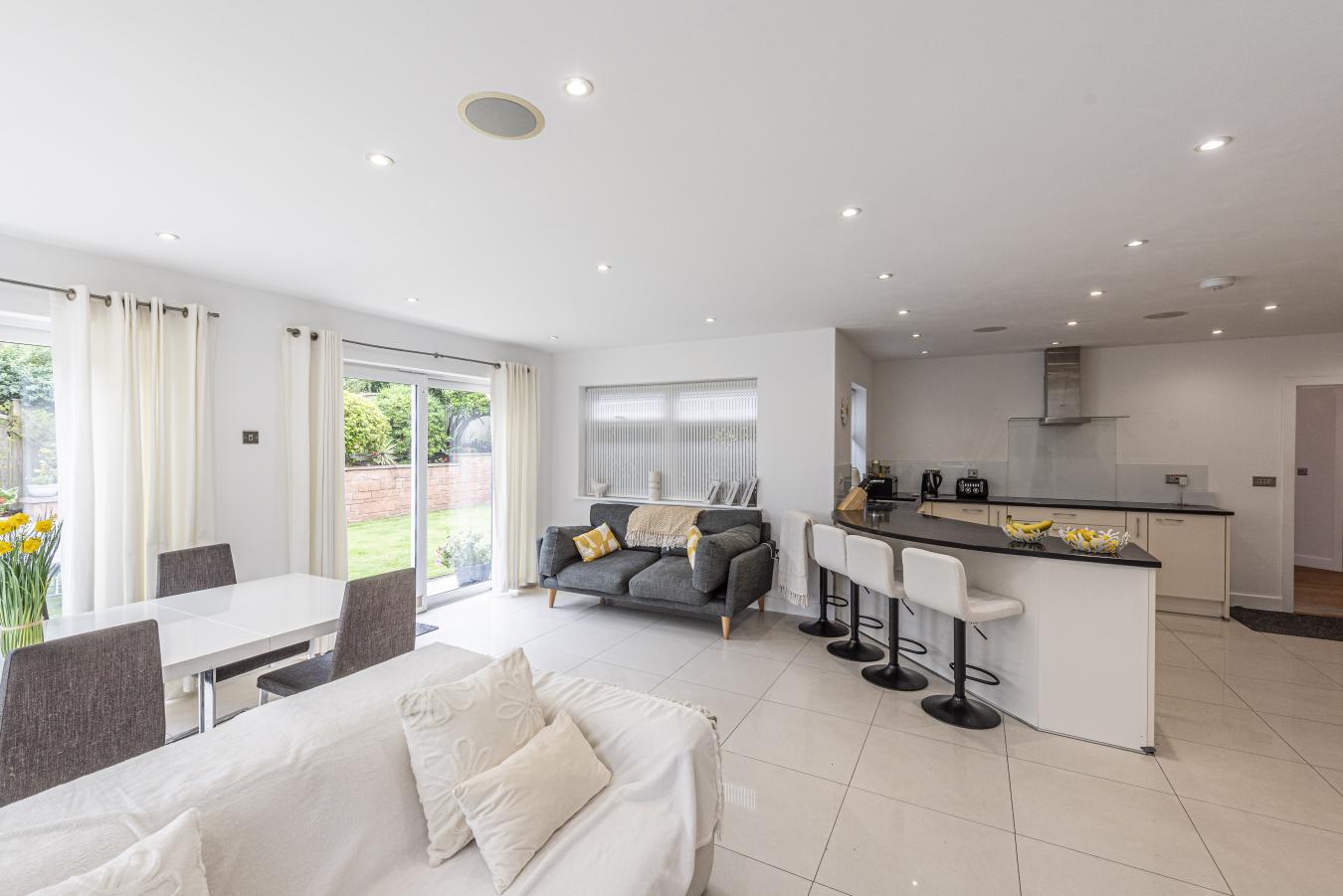 Wirral Peninsula, CH60 6RW, United Kingdom, 5 Bedrooms Bedrooms, ,5 BathroomsBathrooms,Residential,For Sale,1963362