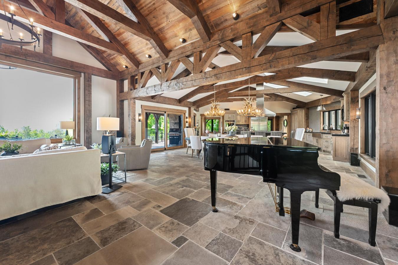 Kimberley, Grey County, N0C 1G0, Canada, ,4 BathroomsBathrooms,Residential,For Sale,1962061