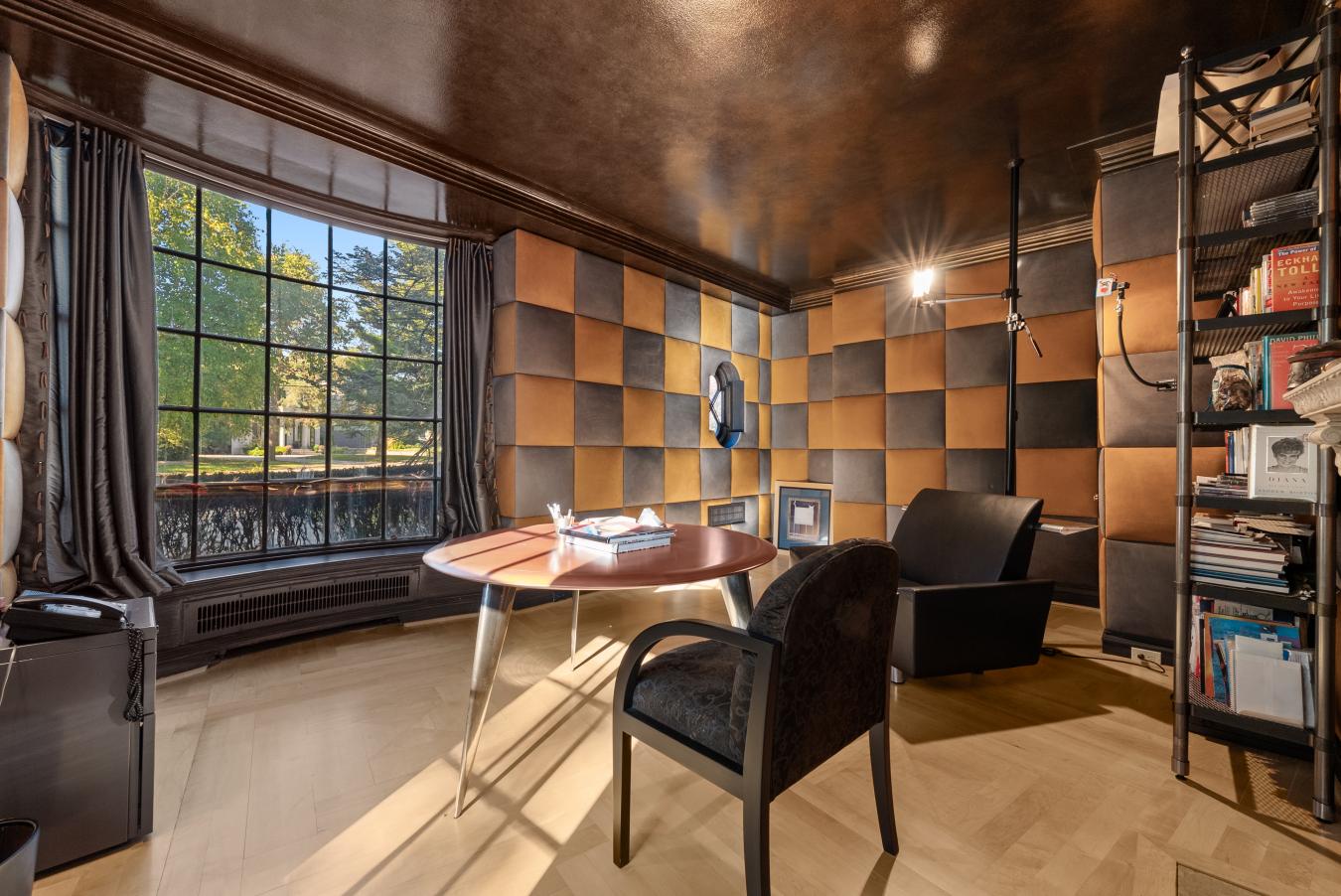 Toronto, ON, M3B 1E3, Canada, 5 Bedrooms Bedrooms, ,7 BathroomsBathrooms,Residential,For Sale,1962056