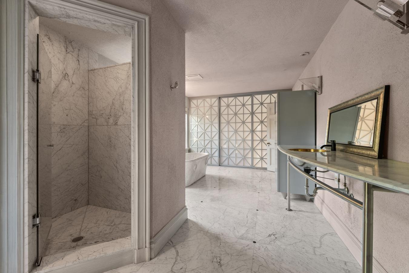 Toronto, ON, M3B 1E3, Canada, 5 Bedrooms Bedrooms, ,7 BathroomsBathrooms,Residential,For Sale,1962056