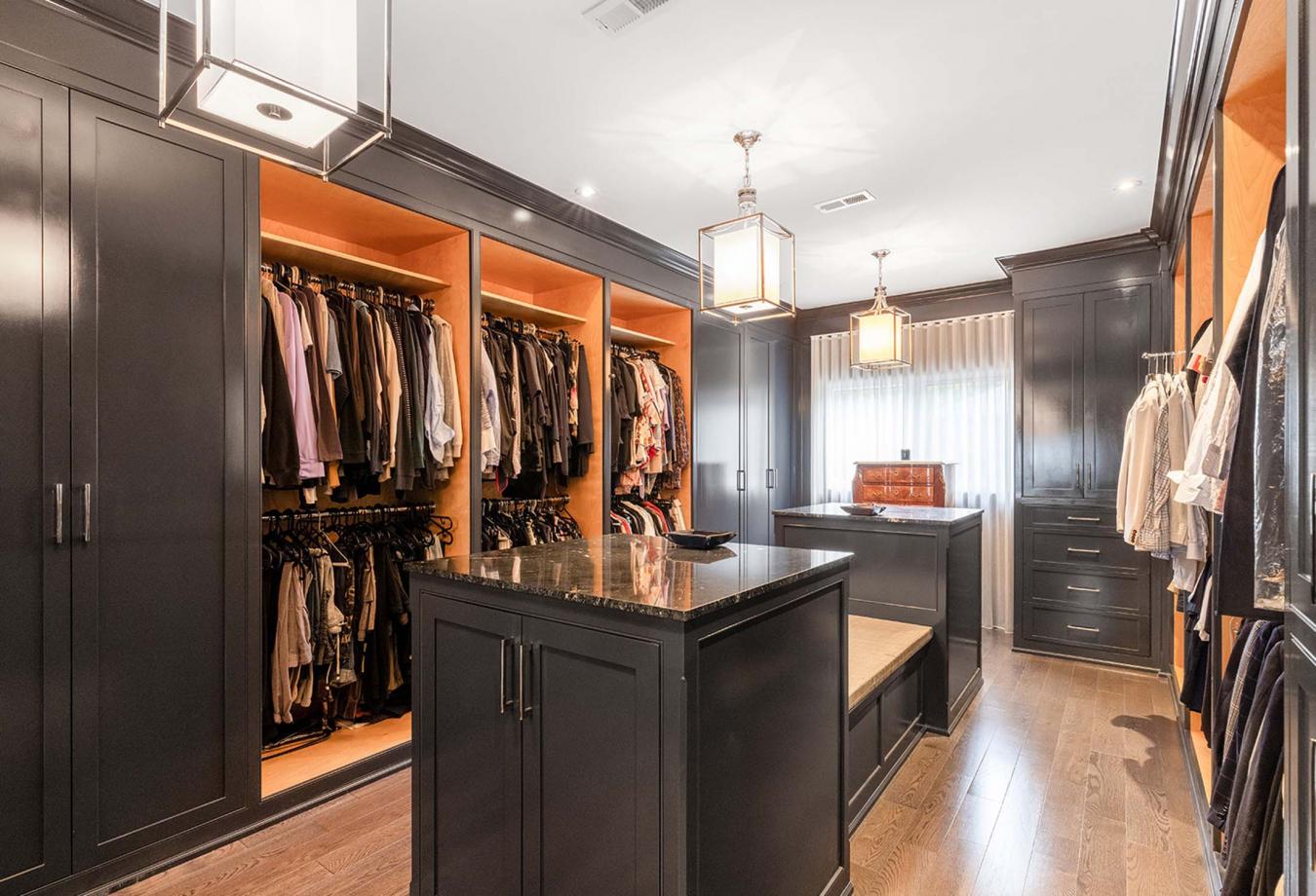 Toronto, ON, M3H 1E2, Canada, 5 Bedrooms Bedrooms, ,6 BathroomsBathrooms,Residential,For Sale,1962067