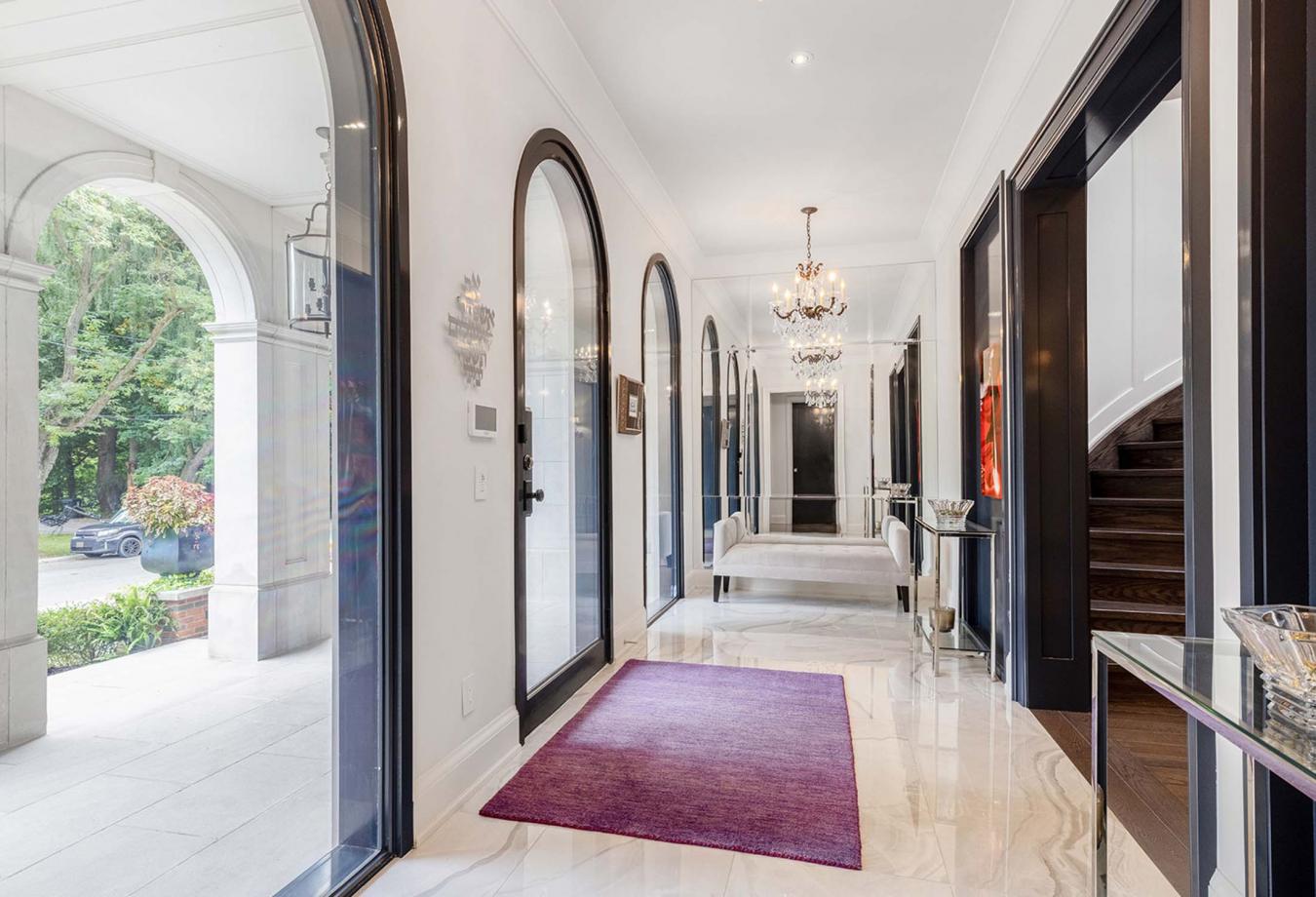 Toronto, ON, M3H 1E2, Canada, 5 Bedrooms Bedrooms, ,6 BathroomsBathrooms,Residential,For Sale,1962067