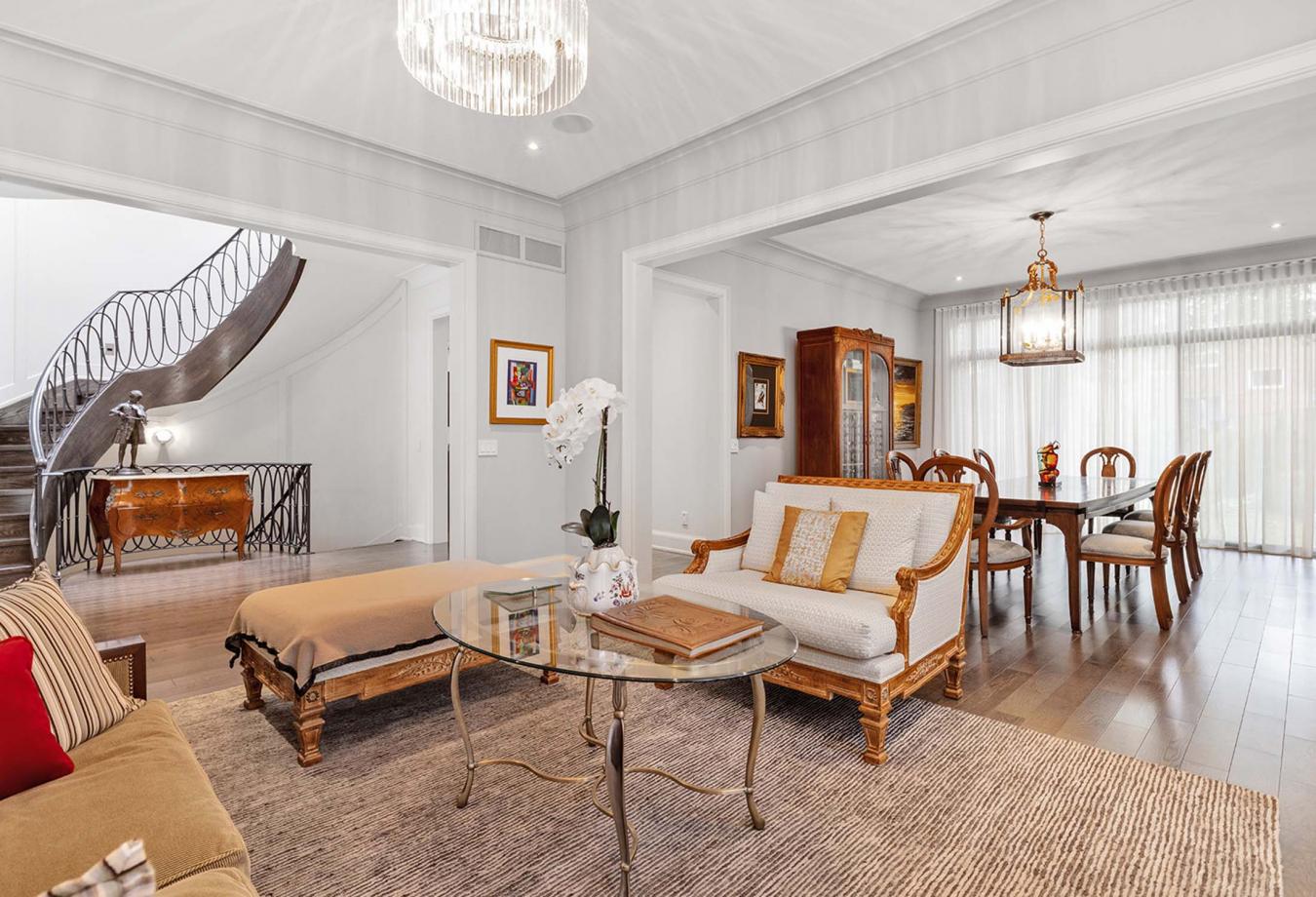 Toronto, ON, M3H 1E2, Canada, 5 Bedrooms Bedrooms, ,6 BathroomsBathrooms,Residential,For Sale,1962067