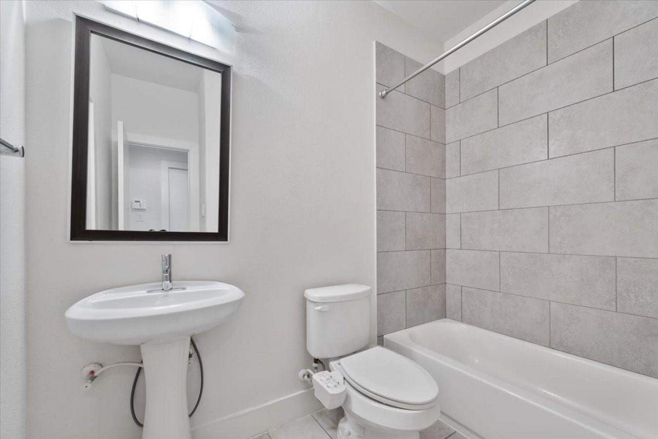 Houston, Harris, 77008, United States, 3 Bedrooms Bedrooms, ,3 BathroomsBathrooms,Residential,For Sale,1962055