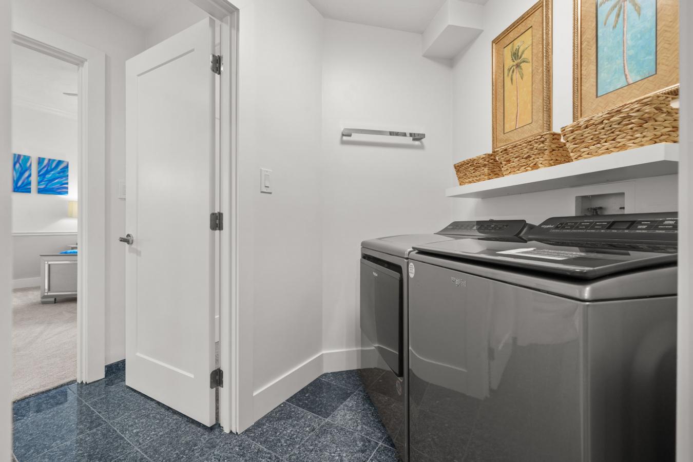 Sarasota, Florida, 34236, United States, 3 Bedrooms Bedrooms, ,3 BathroomsBathrooms,Residential,For Sale,1963360