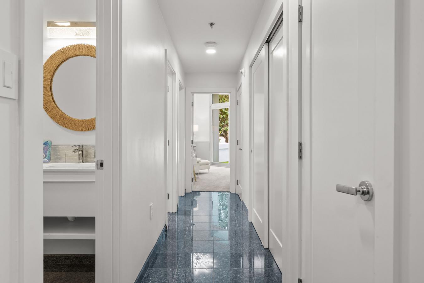 Sarasota, Florida, 34236, United States, 3 Bedrooms Bedrooms, ,3 BathroomsBathrooms,Residential,For Sale,1963360