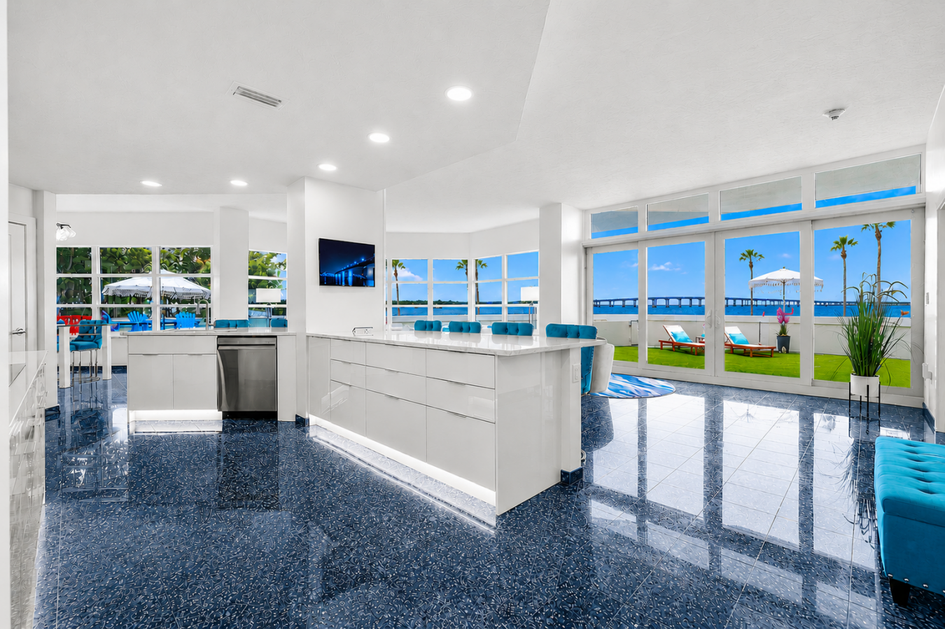 Sarasota, Florida, 34236, United States, 3 Bedrooms Bedrooms, ,3 BathroomsBathrooms,Residential,For Sale,1963360