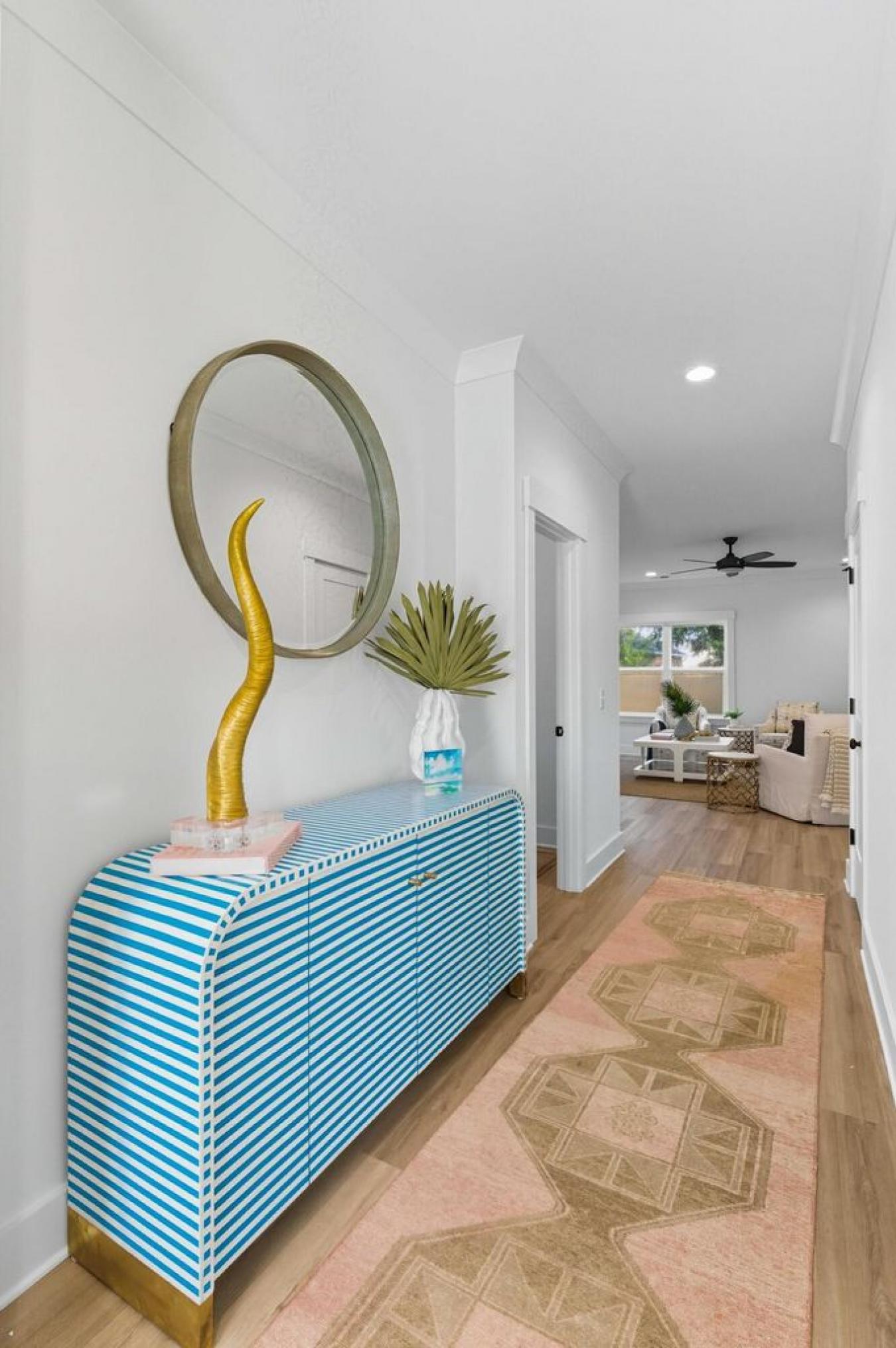 Charleston, Charleston, 29407, United States, 4 Bedrooms Bedrooms, ,2 BathroomsBathrooms,Residential,For Sale,1962053