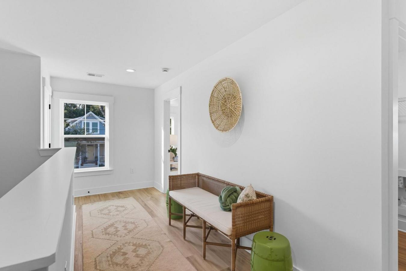 Charleston, Charleston, 29407, United States, 4 Bedrooms Bedrooms, ,2 BathroomsBathrooms,Residential,For Sale,1962053