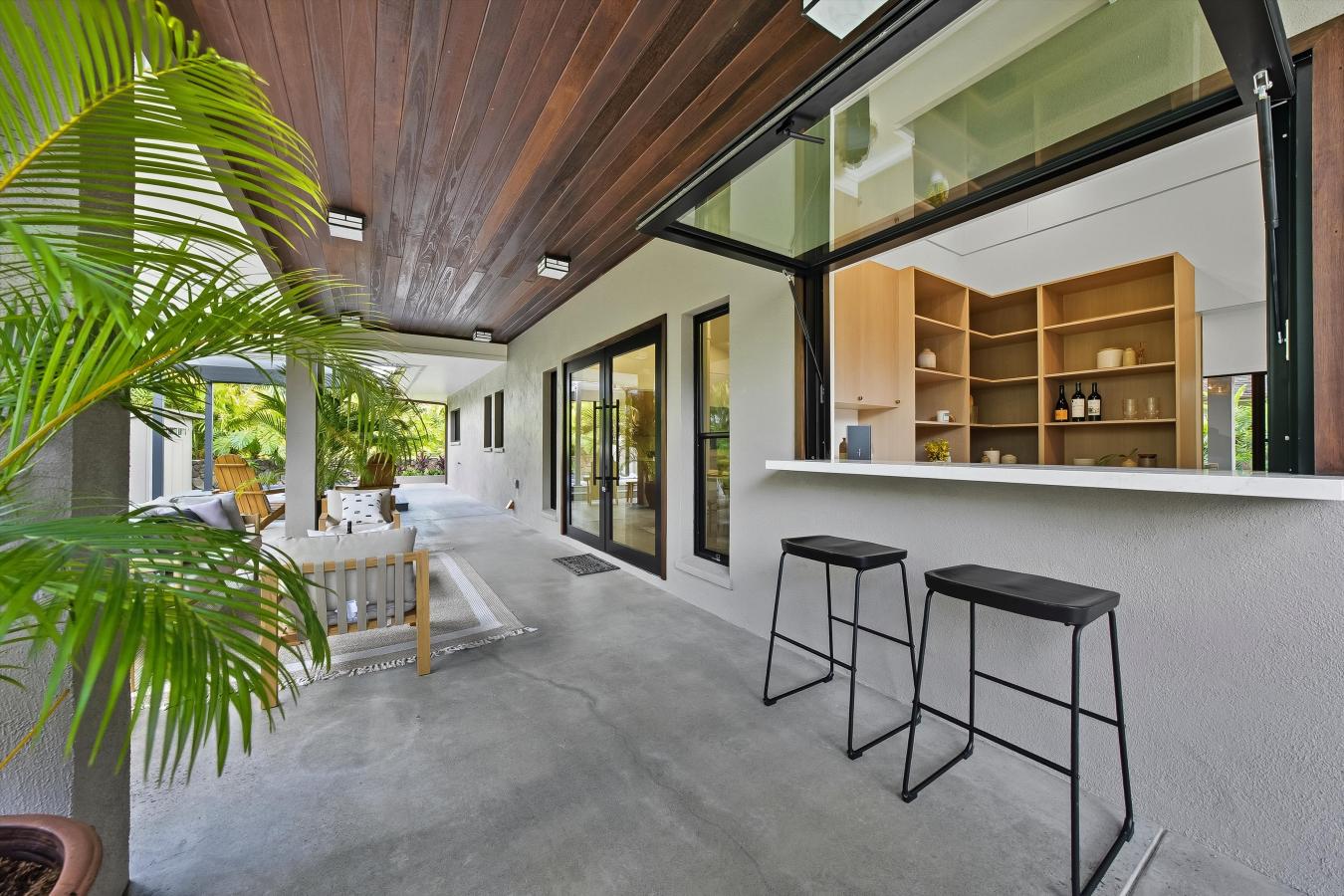 Kailua, Honolulu, 96734, United States, 3 Bedrooms Bedrooms, ,4 BathroomsBathrooms,Residential,For Sale,1964661