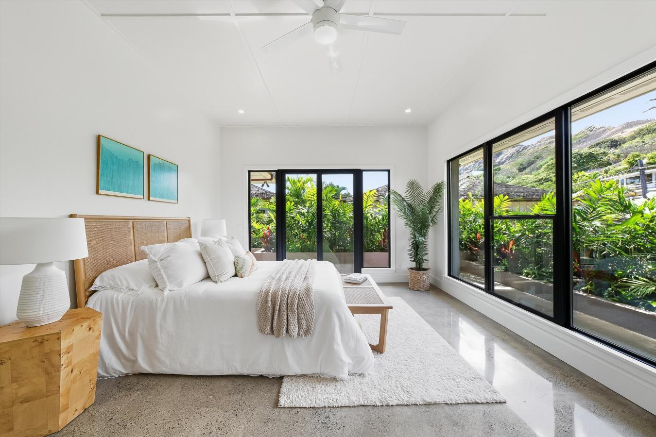 Kailua, Honolulu, 96734, United States, 3 Bedrooms Bedrooms, ,4 BathroomsBathrooms,Residential,For Sale,1964661