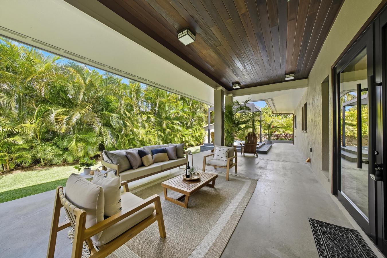 Kailua, Honolulu, 96734, United States, 3 Bedrooms Bedrooms, ,4 BathroomsBathrooms,Residential,For Sale,1964661