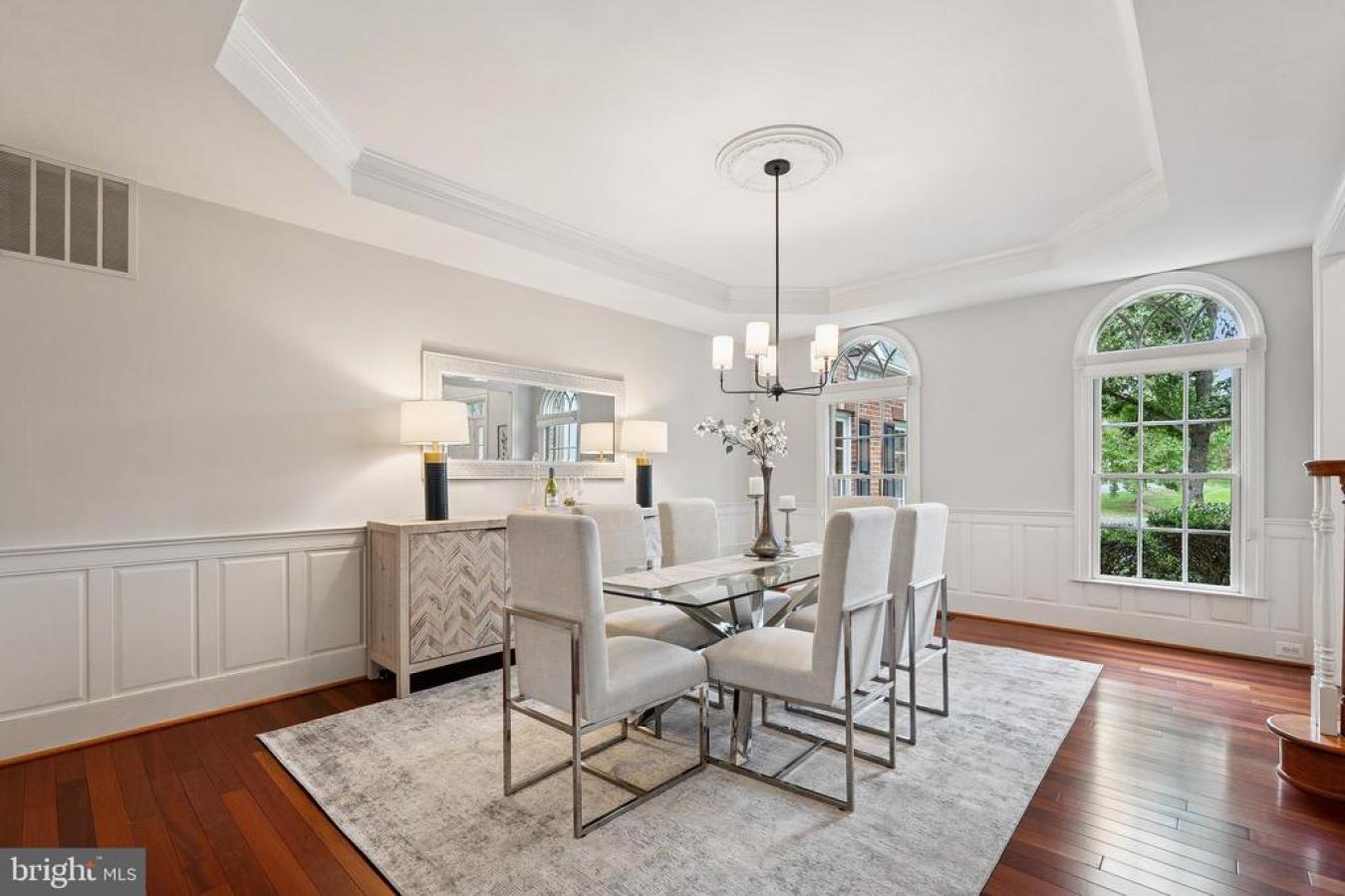 GREAT FALLS, FAIRFAX-VA, 22066, United States, 5 Bedrooms Bedrooms, ,4 BathroomsBathrooms,Residential,For Sale,1963356