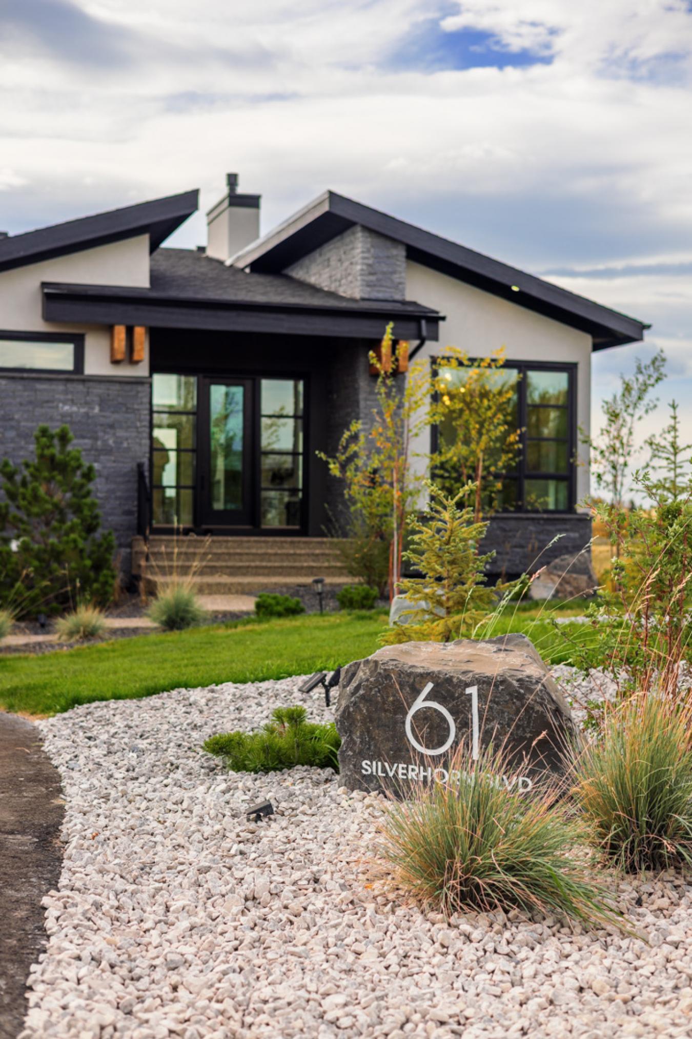 Rocky View County, AB, T3R 0X3, Canada, 5 Bedrooms Bedrooms, ,2 BathroomsBathrooms,Residential,For Sale,1963358