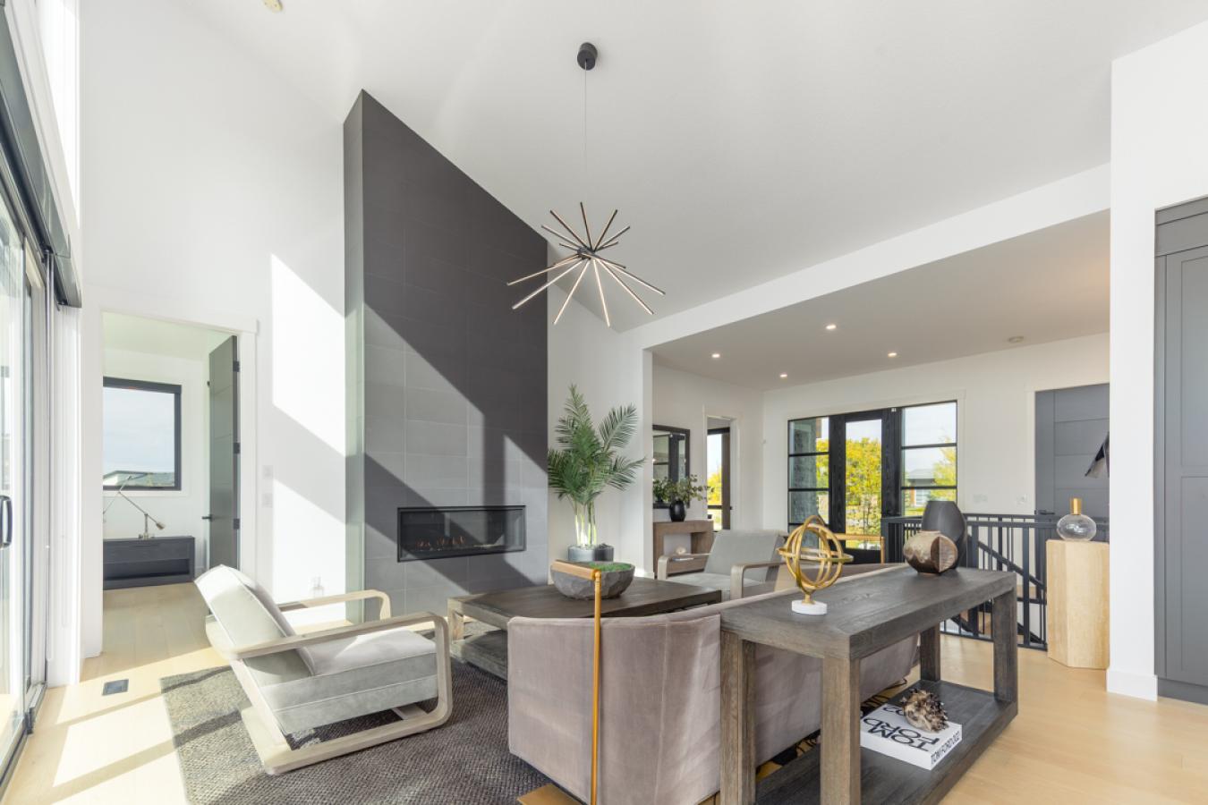 Rocky View County, AB, T3R 0X3, Canada, 5 Bedrooms Bedrooms, ,2 BathroomsBathrooms,Residential,For Sale,1963358