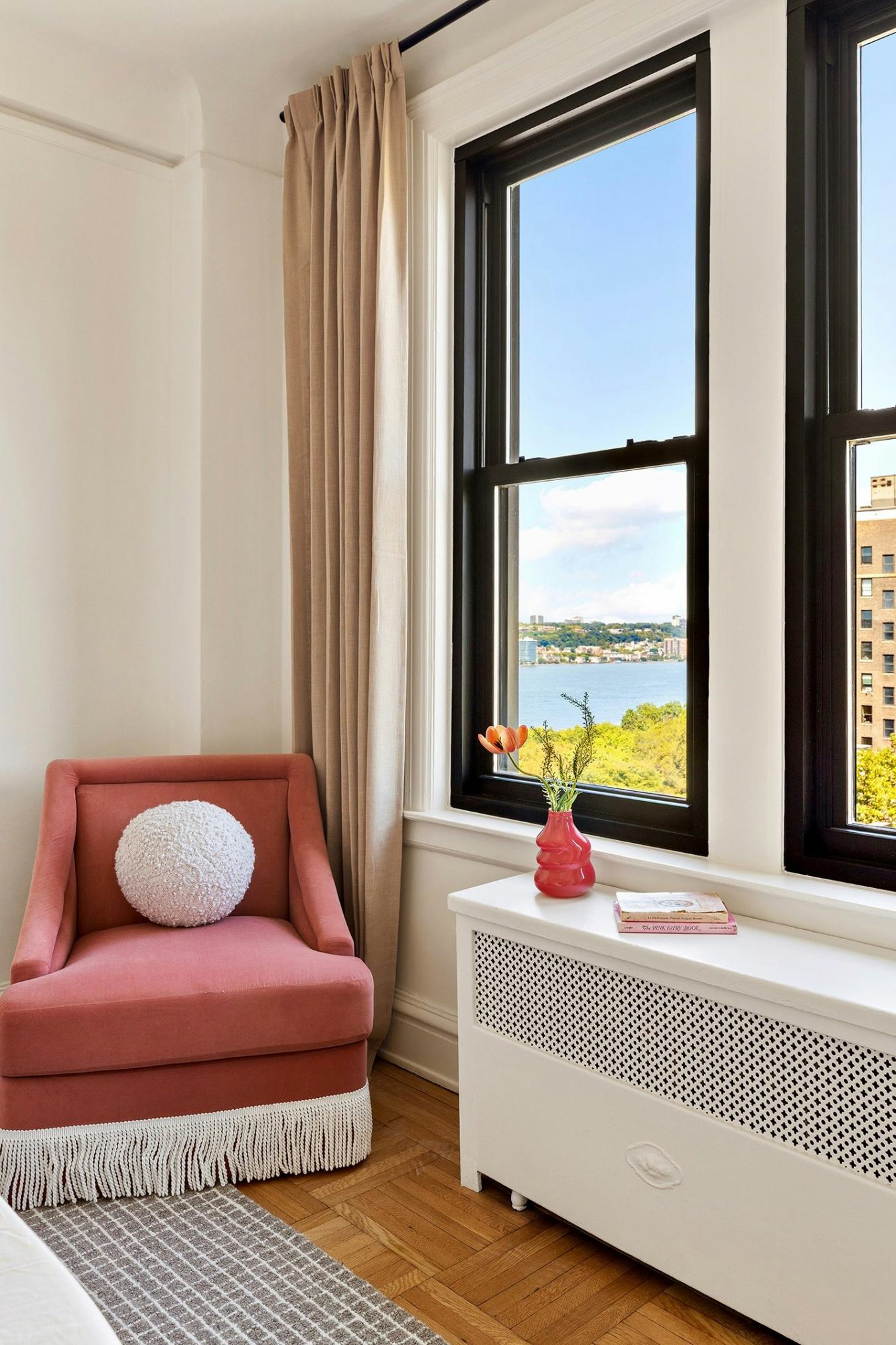 New York, New York, 10025, United States, 3 Bedrooms Bedrooms, ,2 BathroomsBathrooms,Residential,For Sale,1963343