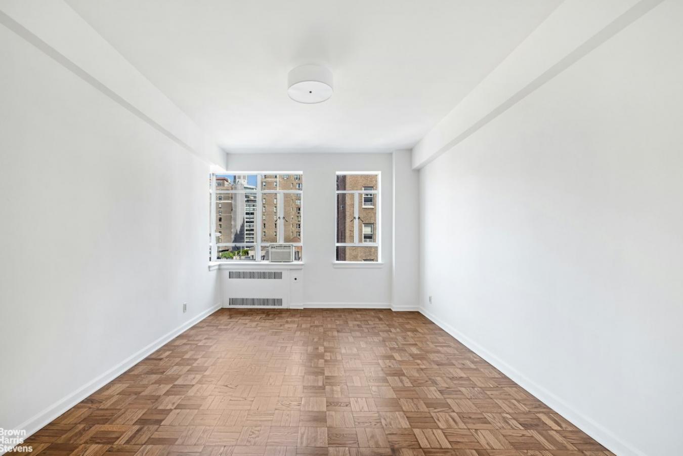 New York, New York, 10021, United States, 2 Bedrooms Bedrooms, ,2 BathroomsBathrooms,Residential,For Sale,1963340