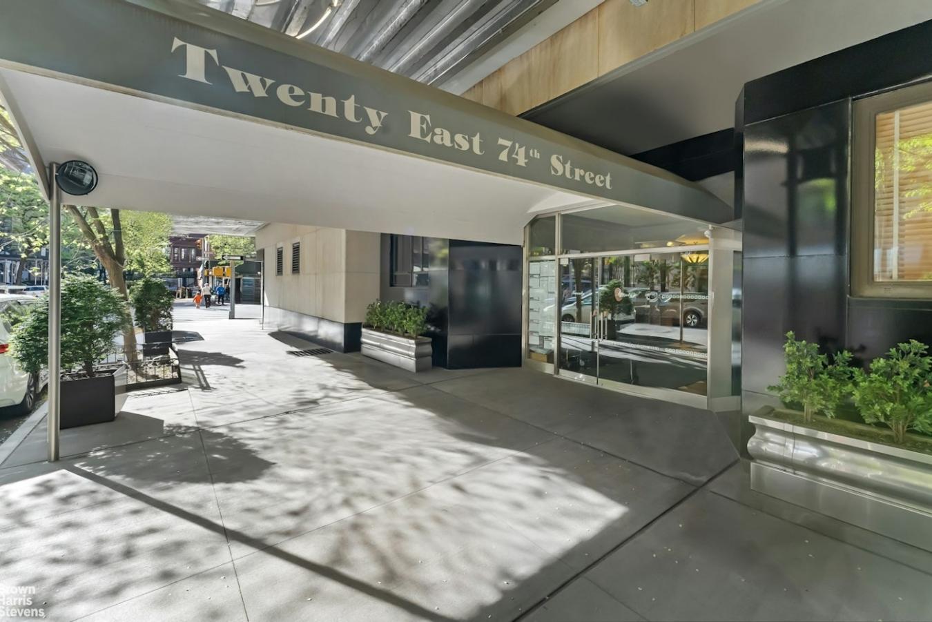 New York, New York, 10021, United States, 2 Bedrooms Bedrooms, ,2 BathroomsBathrooms,Residential,For Sale,1963340