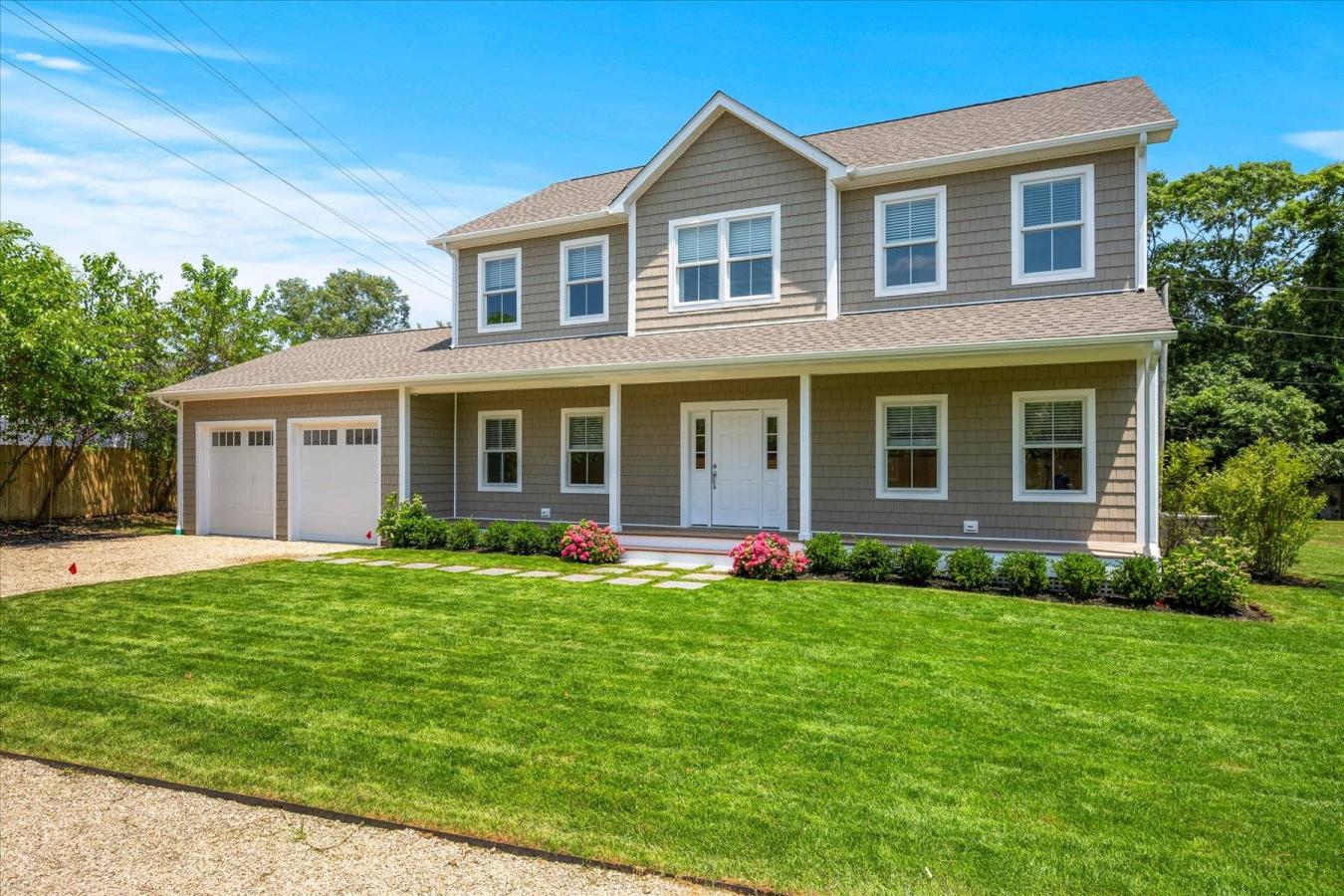 Hampton Bays, New York, 11946, United States, 4 Bedrooms Bedrooms, ,2 BathroomsBathrooms,Residential,For Sale,1962214