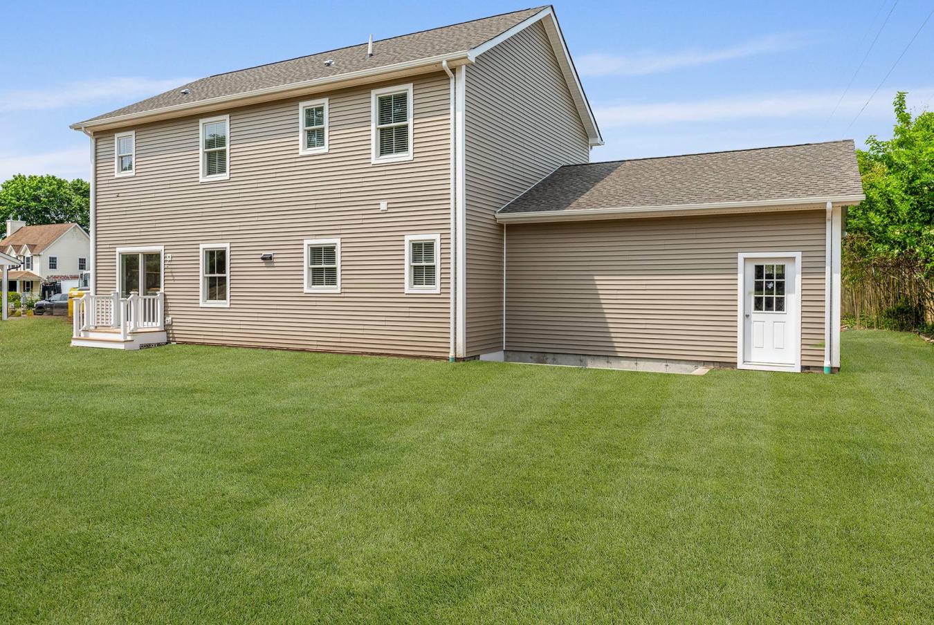 Hampton Bays, New York, 11946, United States, 4 Bedrooms Bedrooms, ,2 BathroomsBathrooms,Residential,For Sale,1962214