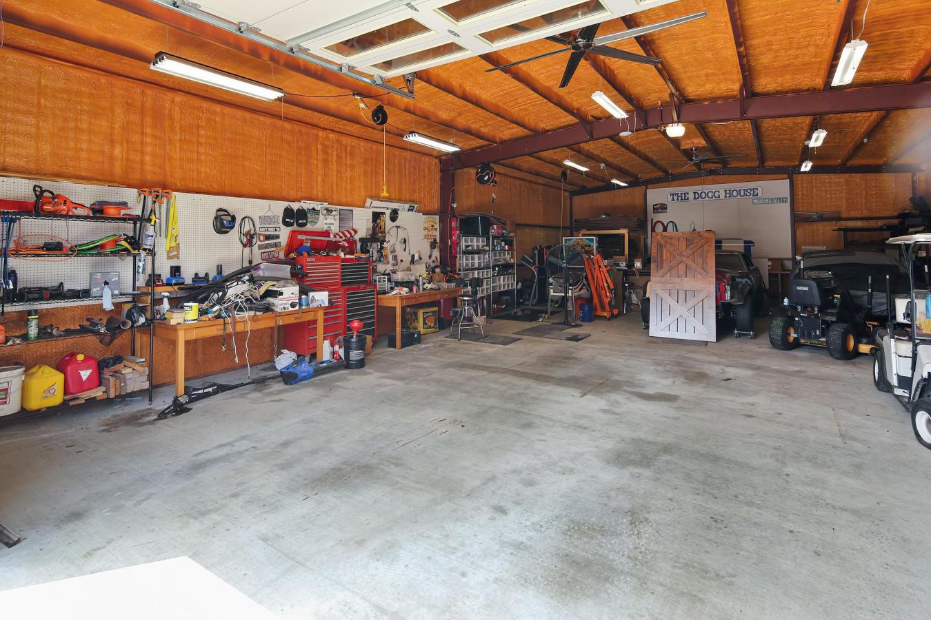 College Station, Brazos, 77845, United States, 5 Bedrooms Bedrooms, ,4 BathroomsBathrooms,Residential,For Sale,1963337