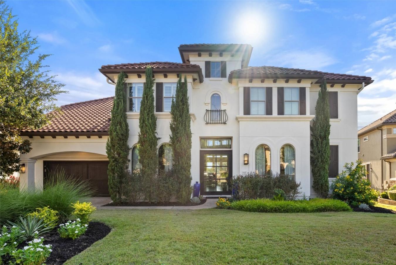 Austin, Travis, 78732, United States, 5 Bedrooms Bedrooms, ,4 BathroomsBathrooms,Residential,For Sale,1963353