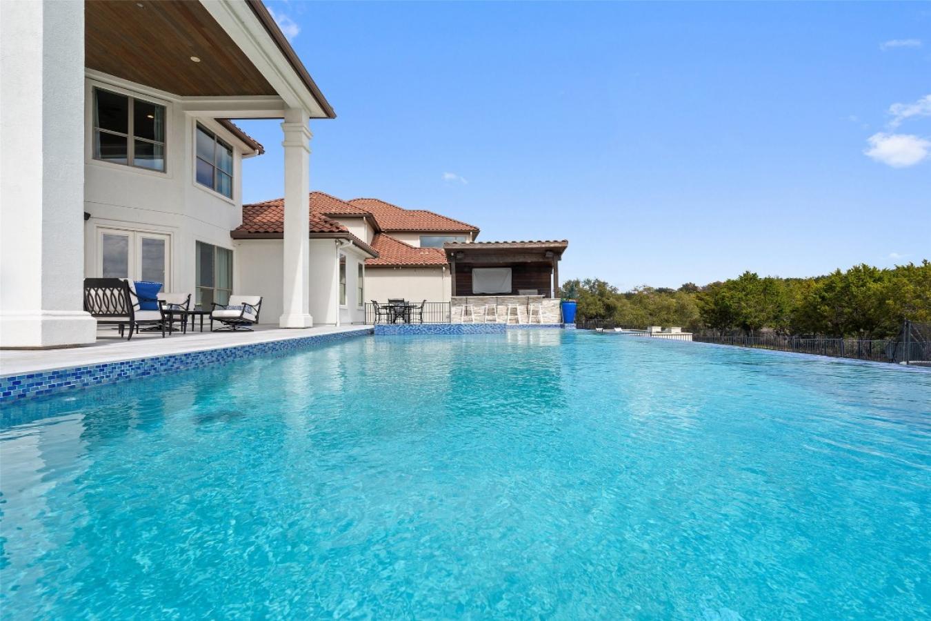 Austin, Travis, 78732, United States, 5 Bedrooms Bedrooms, ,4 BathroomsBathrooms,Residential,For Sale,1963353