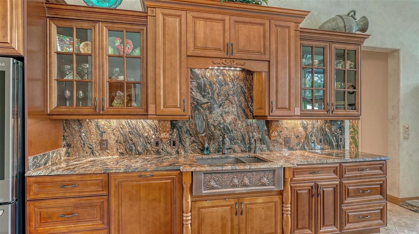 SARASOTA, Sarasota, 34231, United States, 3 Bedrooms Bedrooms, ,3 BathroomsBathrooms,Residential,For Sale,1963352