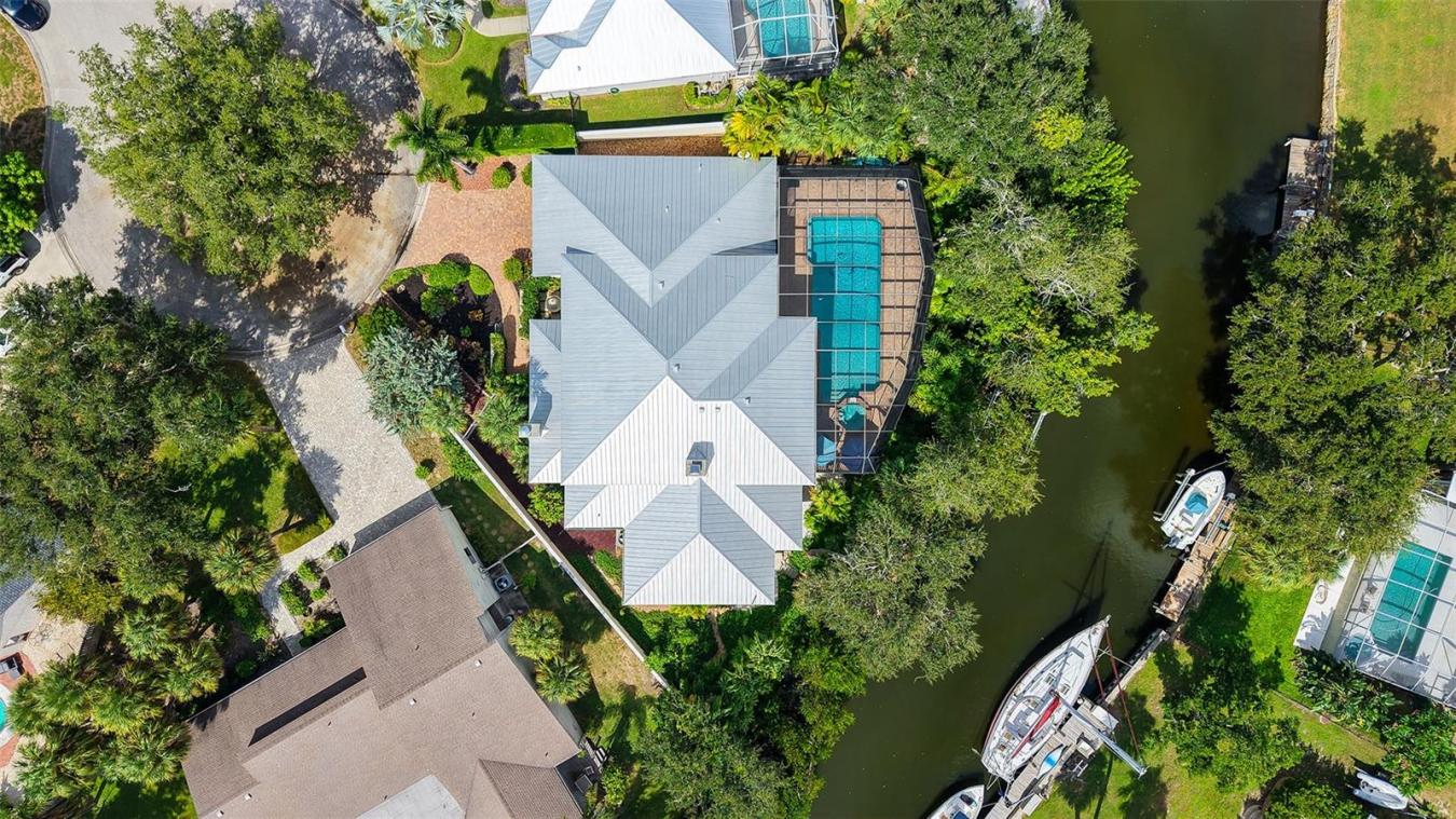 SARASOTA, Sarasota, 34231, United States, 3 Bedrooms Bedrooms, ,3 BathroomsBathrooms,Residential,For Sale,1963352